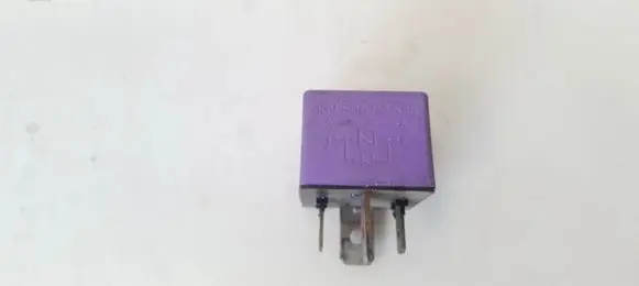 Renault Laguna I Other relay 12V50A03525