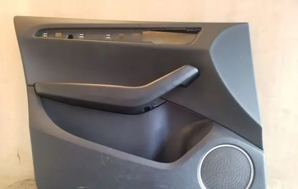 Audi Q5 SQ5 Front door card panel trim