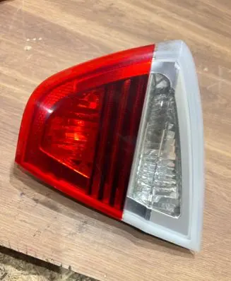 BMW 3 E90 E91 Tailgate rear/tail lights 6937460
