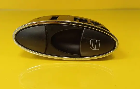 Mercedes-Benz E W211 Electric window control switch A2118211351