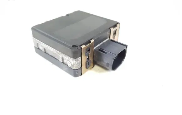 Tesla Model X Distronic sensor radar 1057551-00-B