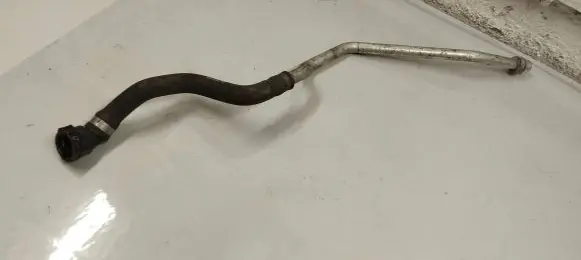 Mercedes-Benz GLE (W166 - C292) Engine coolant pipe/hose A1665009475