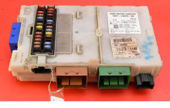 Ford Mondeo MK IV Fuse box set 7G9T14A073DB