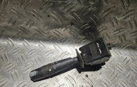 Peugeot 405 Indicator stalk 34317002