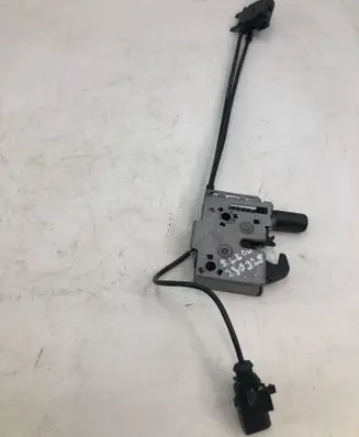 Seat Leon IV Engine bonnet/hood lock/catch 4k0823509