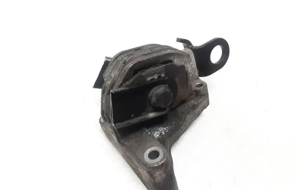 Volvo XC90 Engine mount bracket 326C88