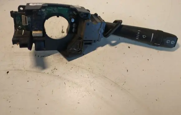 Volvo V70 Wiper control stalk 30772170