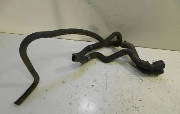 Seat Toledo II (1M) Engine coolant pipe/hose 032121111