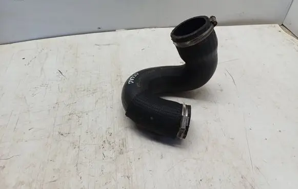 Peugeot 607 Intercooler hose/pipe 