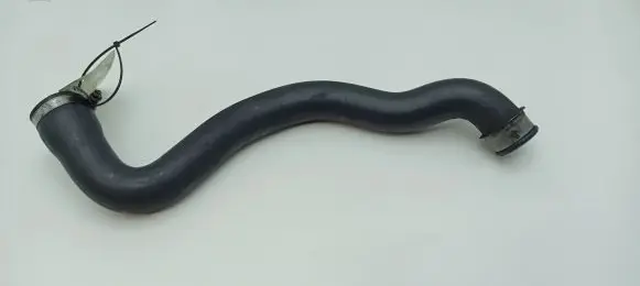 Mercedes-Benz C W203 Engine coolant pipe/hose