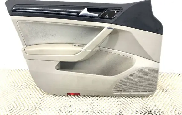 Volkswagen Golf VII Front door card panel trim