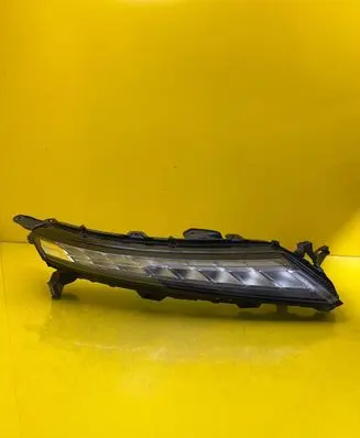 Mitsubishi Eclipse Cross Headlight/headlamp 92206010