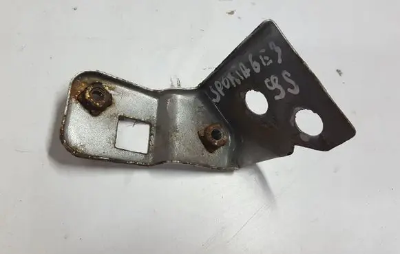 KIA Sportage Fender mounting bracket