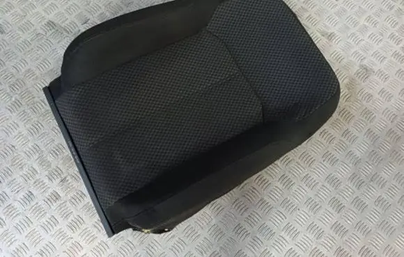 Volkswagen PASSAT B7 Seat trim 