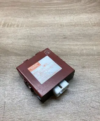 Toyota Corolla E110 Door control unit/module 8974112080