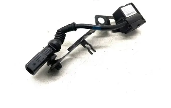 Audi A8 S8 D2 4D Air suspension front height level sensor 4E0616576J 15179200482