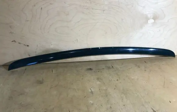 Front bumper splitter molding