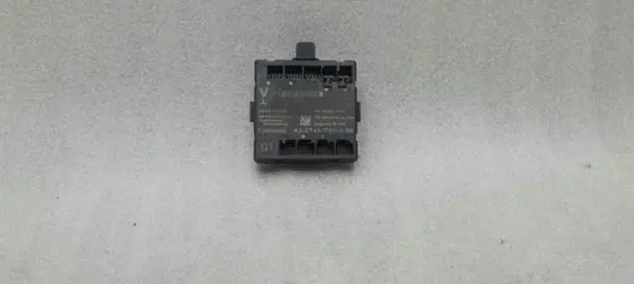 Mercedes-Benz A W176 Door control unit/module A1669004402