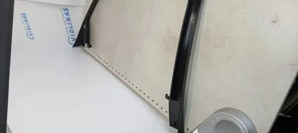 Audi Q3 8U Rear door window/glass frame 8U0867672