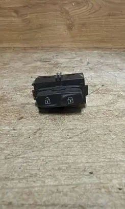 Volvo XC70 Central locking switch button 31343099 14W083