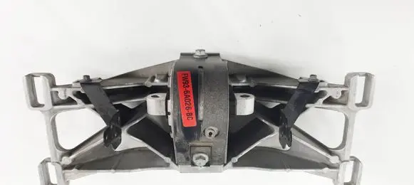 Jaguar XJ X351 Gearbox mount