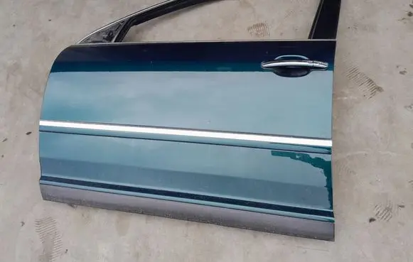 Volkswagen Phaeton Front door
