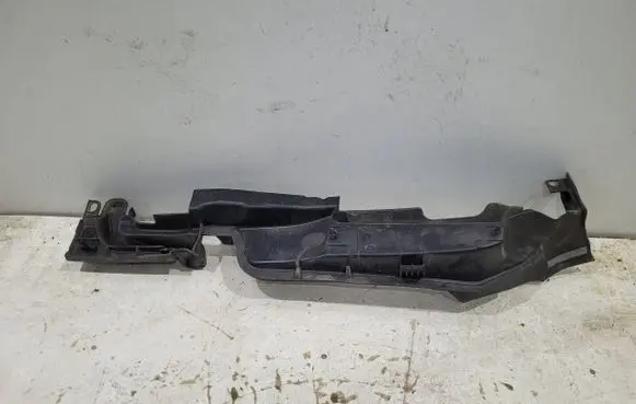 Audi A5 Fender end trim 8W0821169