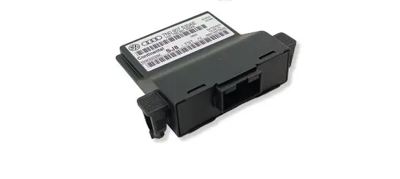 Volkswagen PASSAT B7 Gateway control module 7N0907530AE