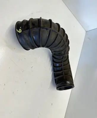 Volvo XC70 Air intake hose/pipe 08634143