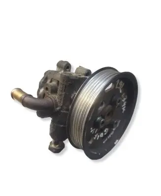Volkswagen Golf IV Power steering pump 