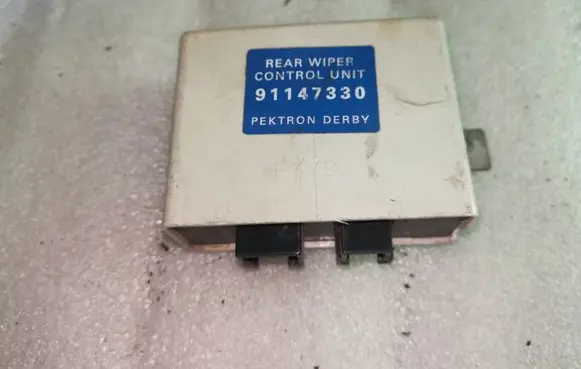 Opel Frontera A Window wiper interval relay 91147330