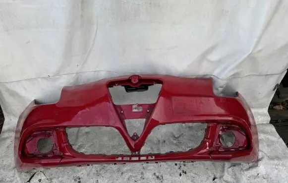 Alfa Romeo Giulietta Front bumper 50541741