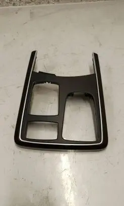 Mercedes-Benz GLE (W166 - C292) Other center console (tunnel) element A1666800803