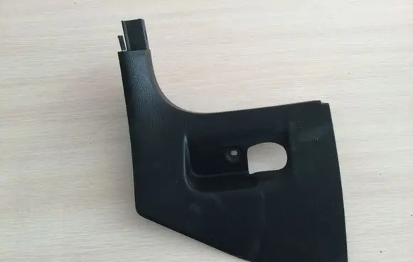 Volkswagen Golf VI Foot area side trim 