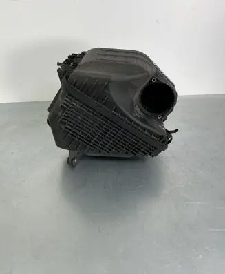 Hyundai Santa Fe Air filter box 281102W300