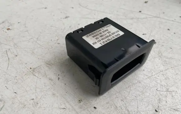 Mitsubishi Outlander Ignition lock 8637B421
