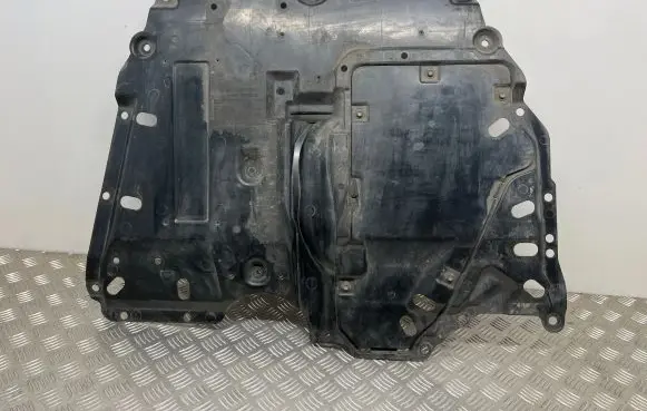 Mitsubishi ASX Engine splash shield/under tray 5379A966