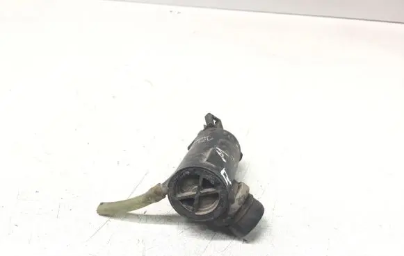 Mitsubishi Lancer Windscreen/windshield washer pump 0602101480
