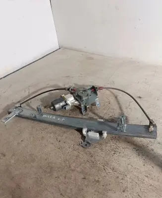 Nissan Micra Front door window regulator with motor 0130822202