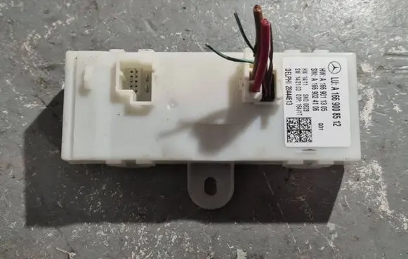 Mercedes-Benz ML W166 Tailgate/trunk control unit/module A1669008512 A1669024106 A1669011305