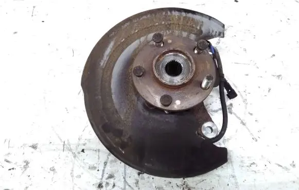 Mitsubishi Outlander Front wheel hub spindle knuckle