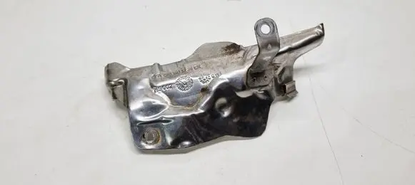 Other engine bay part