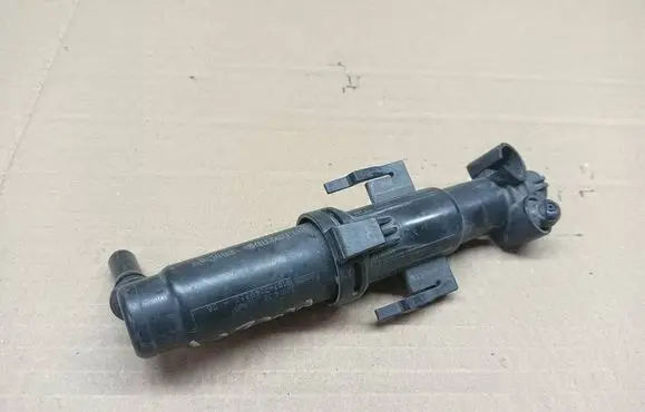 BMW 5 F10 F11 Headlight washer spray nozzle 1307030488 7149885 030710