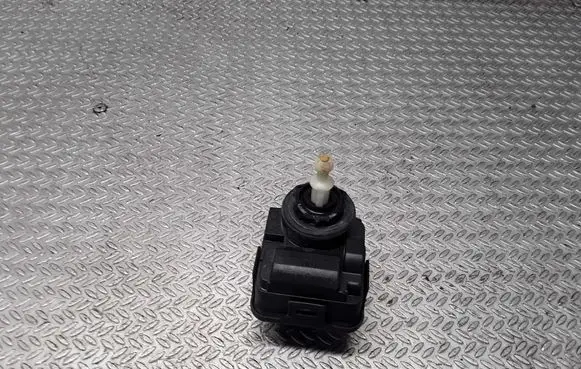 Audi A6 S6 C5 4B Headlight level adjustment motor 4B0941295