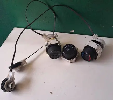 Toyota RAV 4 (XA30) Interior fan control switch 