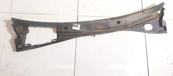 Renault Kangoo I Wiper trim 7700304885