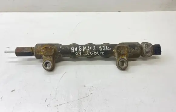 Toyota Avensis T250 Fuel main line pipe