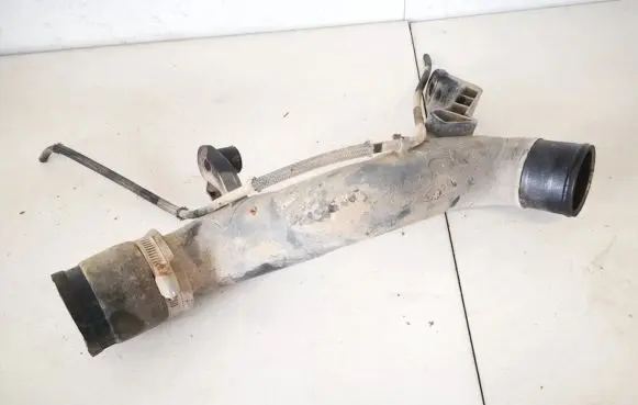 Toyota Avensis T220 Intercooler hose/pipe
