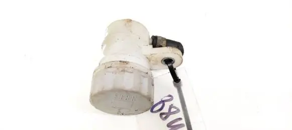 Brake fluid reservoir