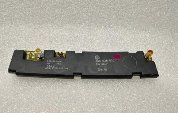 Volkswagen PASSAT B6 Antenna control unit 3C5035532